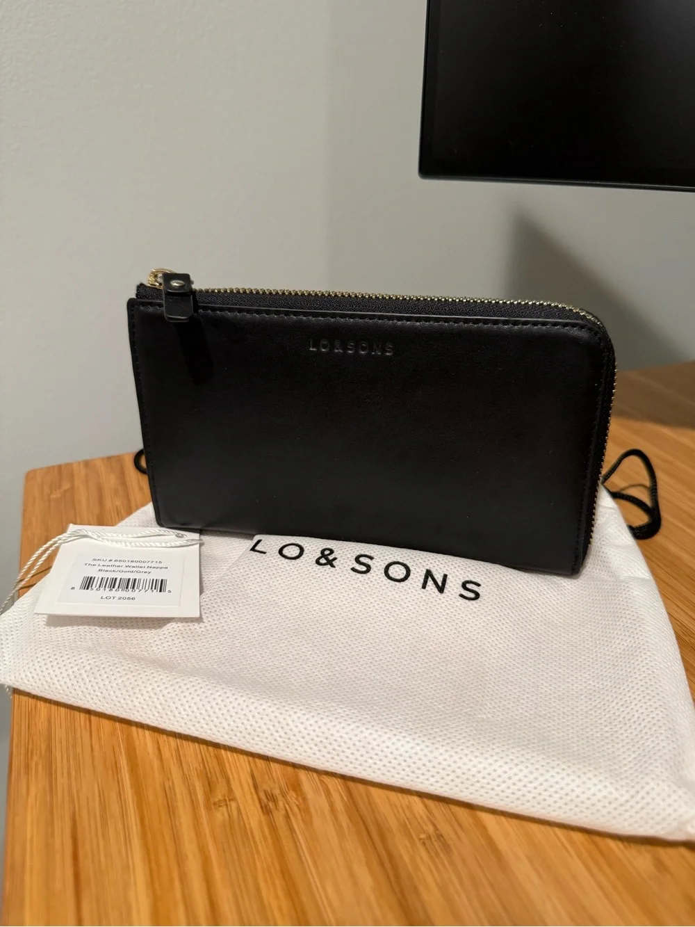 Lo & Sons Black Leather Zip Around Wallet Clutch - Nappa leather